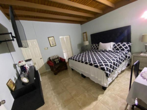 Portmore - Private AFFORDABLE Bedroom - FAN ONLY with Pay Per Use AC OR - FULL AC Choose Standard room or Superior King Accordingly